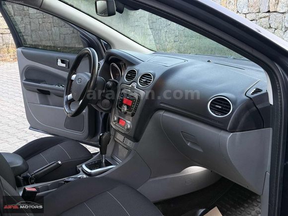 2011 - HATASIZ - OTOMATİK VİTES - TİTANİUM FOCUS - K.KARTI