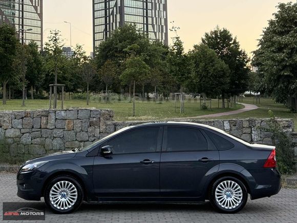 2011 - HATASIZ - OTOMATİK VİTES - TİTANİUM FOCUS - K.KARTI