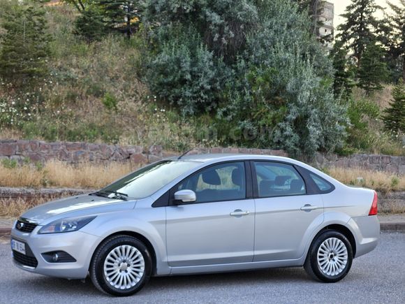 2009 MODEL OTOMATİK FORD FOCUS TİTANİUM 198.000 KM'DE