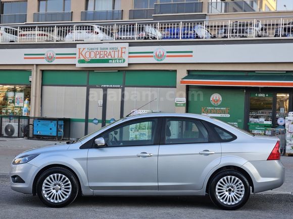 2009 MODEL OTOMATİK FORD FOCUS TİTANİUM 198.000 KM'DE