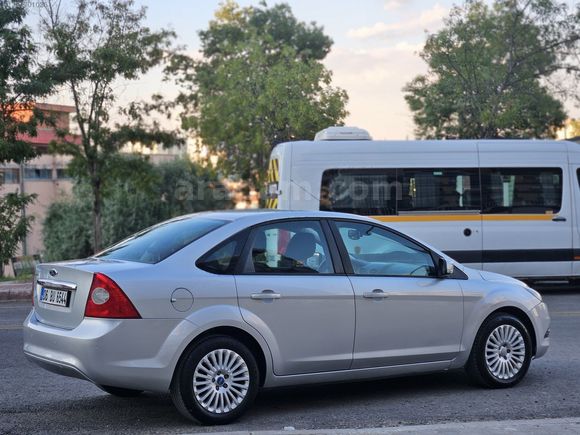 2009 MODEL OTOMATİK FORD FOCUS TİTANİUM 198.000 KM'DE