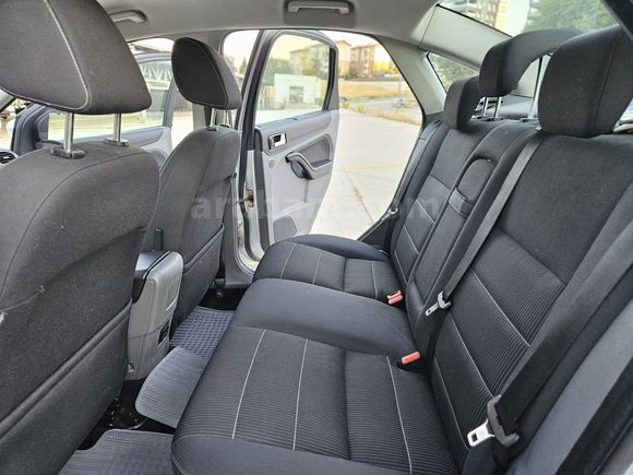 2009 MODEL OTOMATİK FORD FOCUS TİTANİUM 198.000 KM'DE