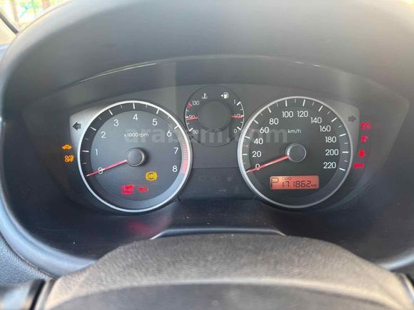 Sahibinden Hyundai i20 1.4 CVVT Select 2009 Model 
