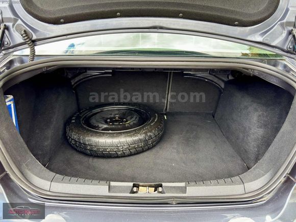 DEĞİŞENSİZ-TİTANİUM SEDAN FULL-SADECE 128.000KM-FOCUS-BRC LPG