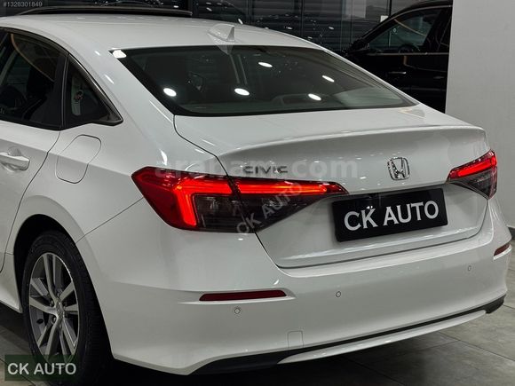 CK AUTO-2022 CİVİC 1.5VTEC ECO ELEGANCE 49.000 KM SUNROOF