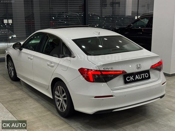 CK AUTO-2022 CİVİC 1.5VTEC ECO ELEGANCE 49.000 KM SUNROOF