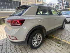 Sahibinden Volkswagen T-Roc 1.5 TSI Life 2025 Model 
