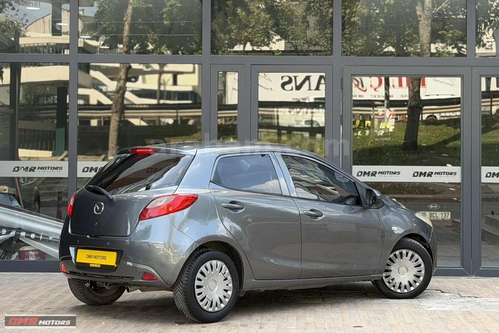 Galeriden Mazda 2 1.5 Go 2010 Model Bursa 147.000 km Gri 7