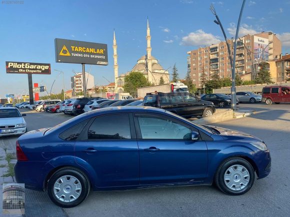 AKGÜN OTOMOTİV PLAZA'DAN FORD FOCUS