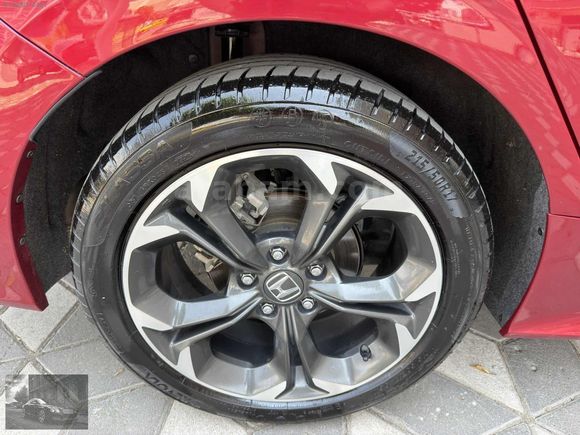 2023 Cıvıc 1.5VTEC+LPG executive plus en dolusu hatasız boyasız