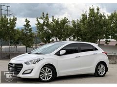 2012-HYUNDAİ-İ30-1.6 CRDİ-OTOMATİK-ELİTE-CAM TAVAN-İÇİ BEJ-