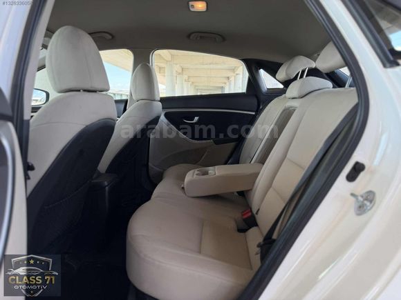 CLASS71'DEN|2013 HYUNDAİ İ30 1.6CRDİ HATASIZ-BOYASIZ