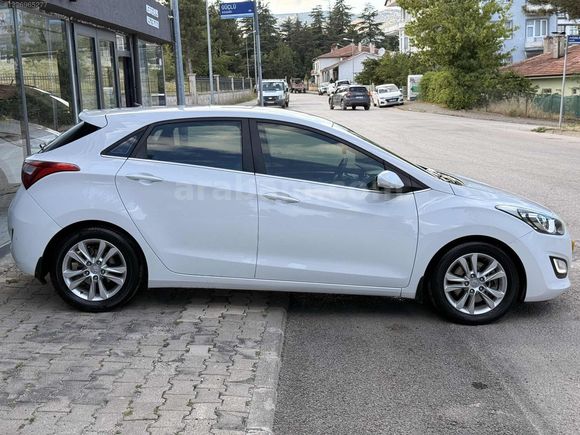 Hatasız_Boyasız_Style_1.6 Crdi_140 k Km