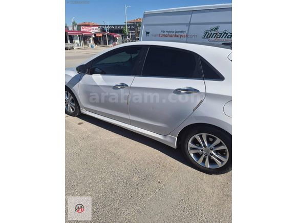 HAK OTODAN HYUNDAİ i30 OTOMOTİK