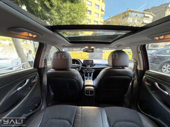 ''YALI GROUP''2017 MODEL EN DOLU MODEL İ30 CAM TAVANLI 133 BN KM