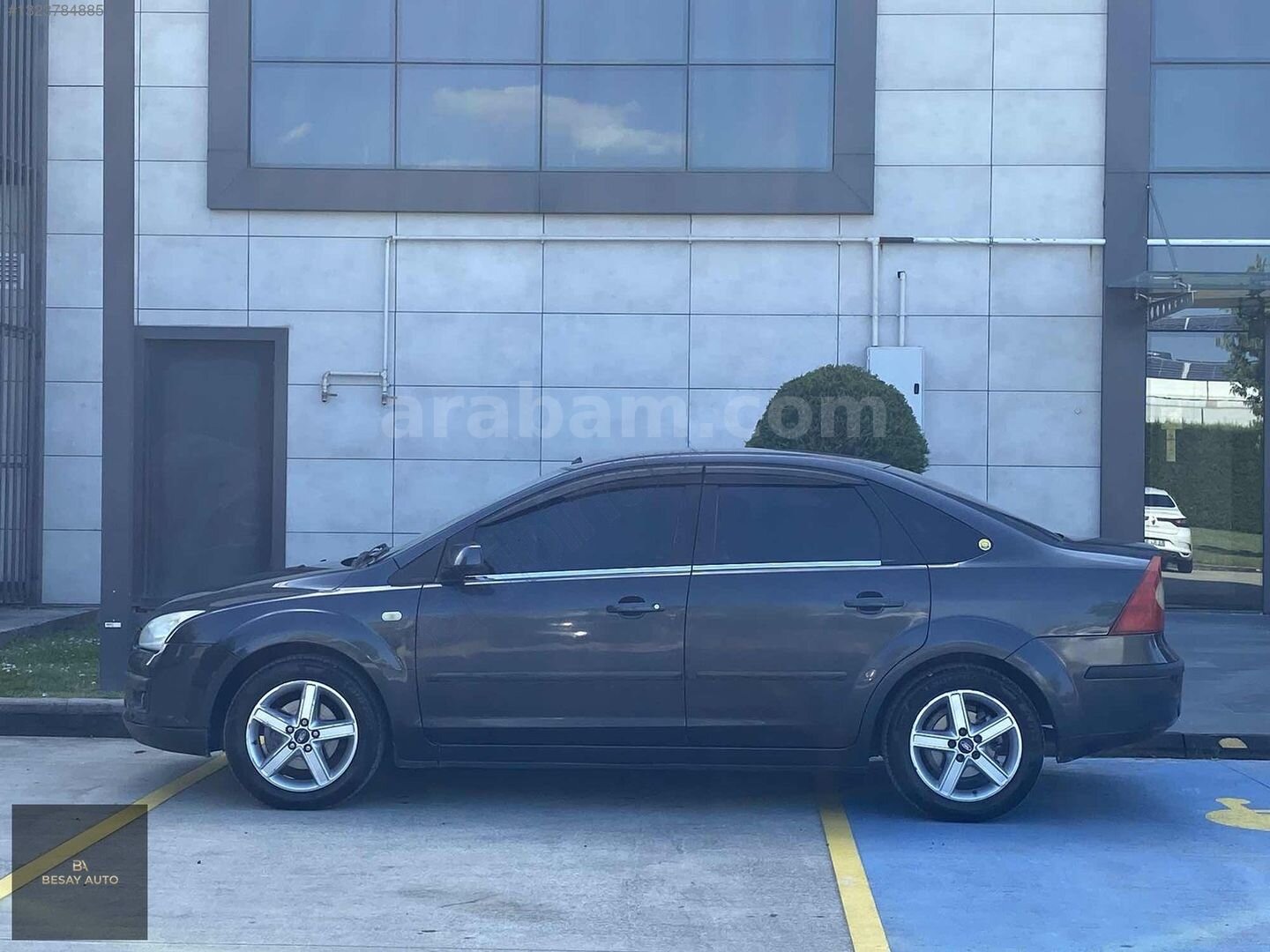 Galeriden Ford Focus 1.6 TDCi Collection 2008 Model Sakarya 360.000 km Siyah 4
