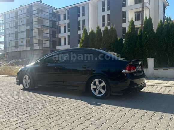 Sahibinden Honda Civic 1.6i VTEC Premium 2011 Model