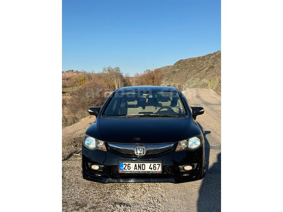 Sahibinden Honda Civic 1.6i VTEC Premium 2011 Model