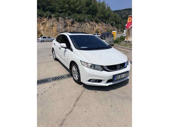 Sahibinden Honda Civic 1.6i VTEC Eco Elegance 2014 Model 