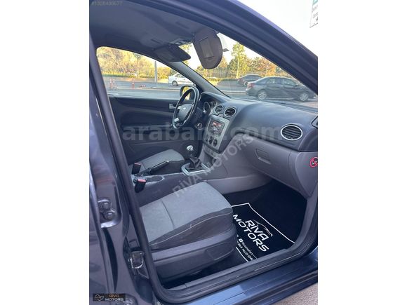 RİVA MOTORS'DAN TEMZİ 2011 FORD FOCUS COLLECTİON 143.000KM
