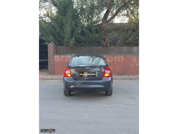 RİVA MOTORS'DAN TEMZİ 2011 FORD FOCUS COLLECTİON 143.000KM