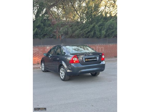 RİVA MOTORS'DAN TEMZİ 2011 FORD FOCUS COLLECTİON 143.000KM
