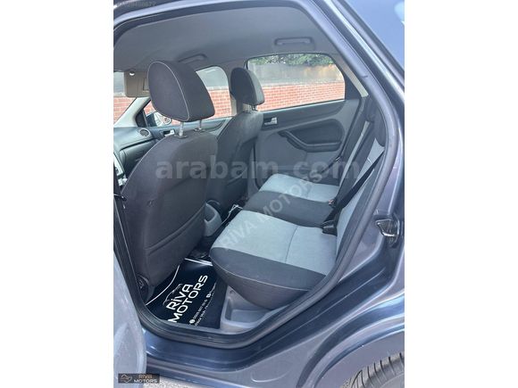 RİVA MOTORS'DAN TEMZİ 2011 FORD FOCUS COLLECTİON 143.000KM