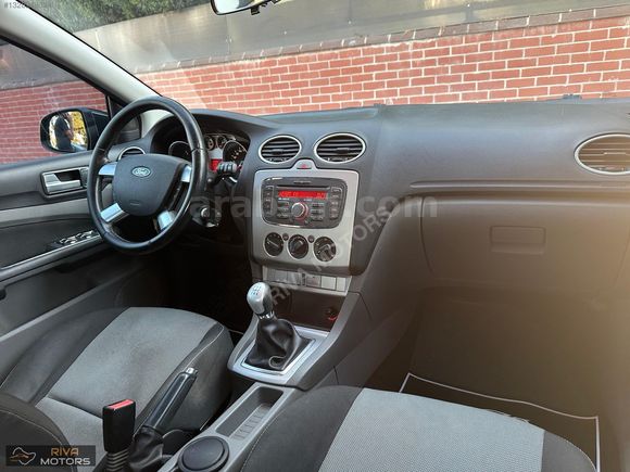 RİVA MOTORS'DAN TEMZİ 2011 FORD FOCUS COLLECTİON 134.000KM