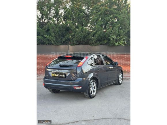 RİVA MOTORS'DAN TEMZİ 2011 FORD FOCUS COLLECTİON 134.000KM
