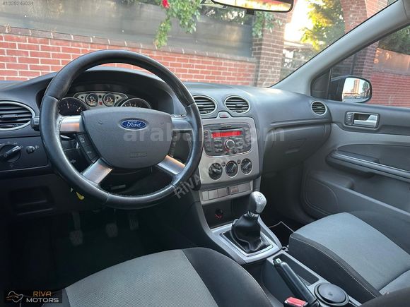 RİVA MOTORS'DAN TEMZİ 2011 FORD FOCUS COLLECTİON 134.000KM