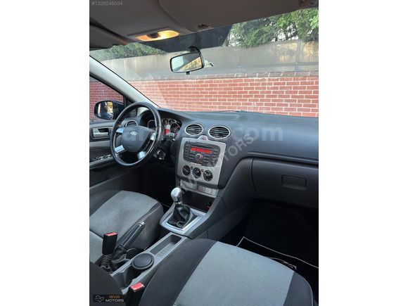RİVA MOTORS'DAN TEMZİ 2011 FORD FOCUS COLLECTİON 134.000KM