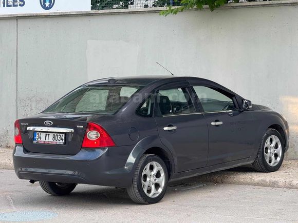 2011 MODEL 1.6 TDCI COLLECTİON KUSURSUZ TEMİZLİKTE CAM GİBİ