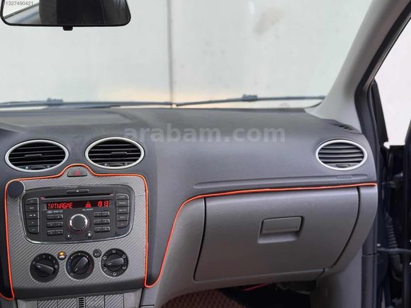 2011 MODEL 1.6 TDCI COLLECTİON KUSURSUZ TEMİZLİKTE CAM GİBİ