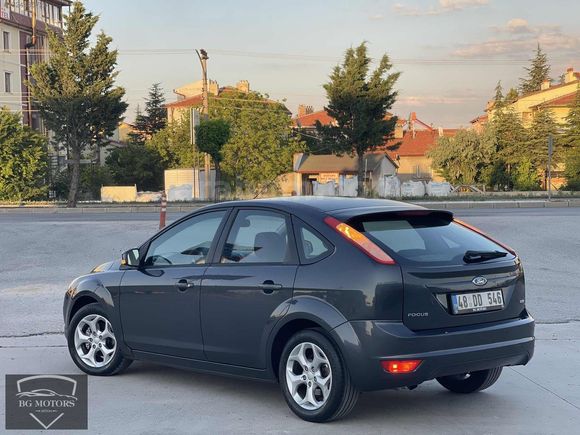 2011 FORD FOCUS 1.6 TDCİ 110 LUK HATASIZ İL EL İLK PLAKA DOLU