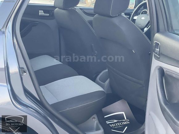 2011 FORD FOCUS 1.6 TDCİ 110 LUK HATASIZ İL EL İLK PLAKA DOLU