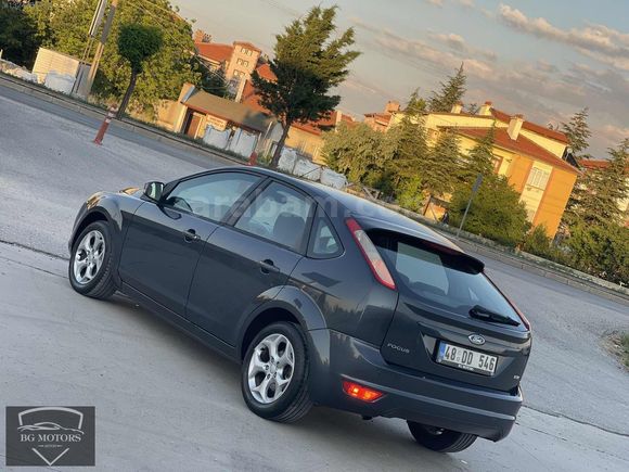 2011 FORD FOCUS 1.6 TDCİ 110 LUK HATASIZ İL EL İLK PLAKA DOLU