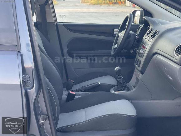2011 FORD FOCUS 1.6 TDCİ 110 LUK HATASIZ İL EL İLK PLAKA DOLU