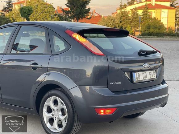 2011 FORD FOCUS 1.6 TDCİ 110 LUK HATASIZ İL EL İLK PLAKA DOLU
