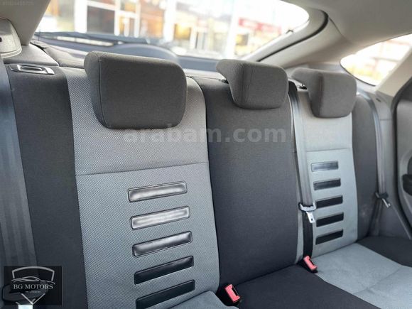 2011 FORD FOCUS 1.6 TDCİ 110 LUK HATASIZ İL EL İLK PLAKA DOLU