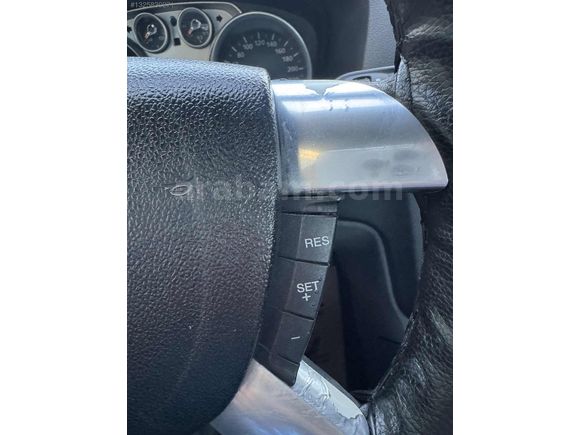 OĞUZ ' DAN DÜŞÜK KM FORD FOCUS COLLECTİON FOCUS CAM GİBİ
