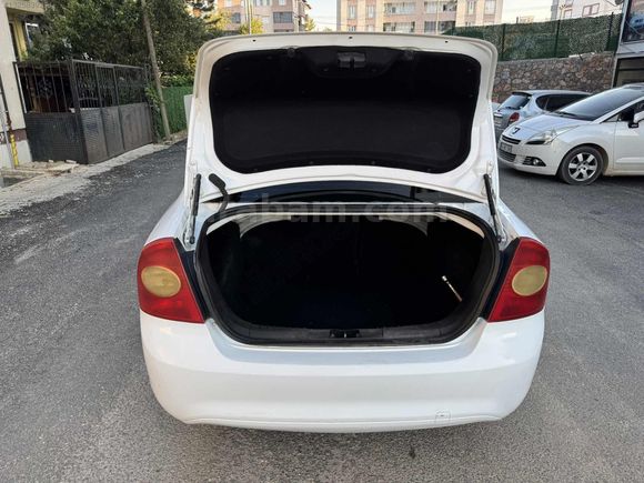 OĞUZ ' DAN DÜŞÜK KM FORD FOCUS COLLECTİON FOCUS CAM GİBİ