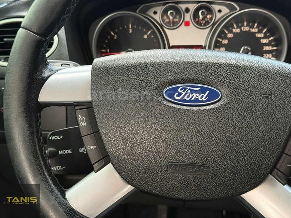 2011 / FOCUS / COLLECTİON / DEĞİŞENSİZ 110 hp FIRSAT ARACI !!!