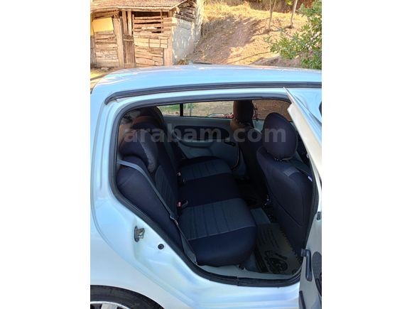 Sahibinden Renault Clio 1.4 Expression 2005 Model
