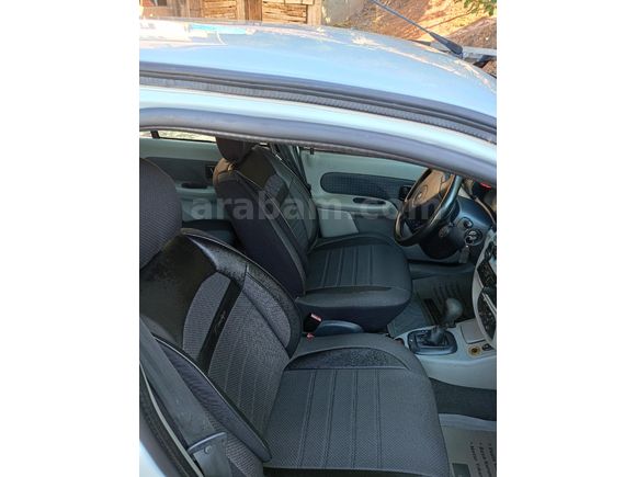 Sahibinden Renault Clio 1.4 Expression 2005 Model