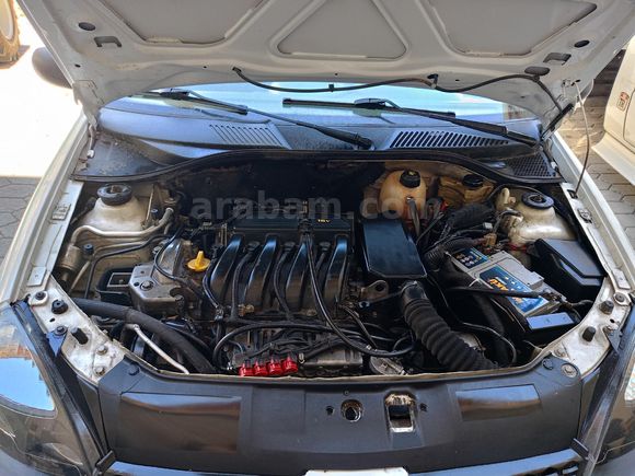 Sahibinden Renault Clio 1.4 Expression 2005 Model
