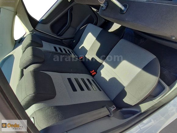RENAULT YETKİLİ SATICISI ORDU AŞ'DEN 2011 FORD FOCUS COLLECTİON