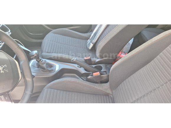 Sahibinden Peugeot 2008 1.2 PureTech Active 2021 Model