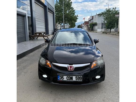 Sahibinden Honda Civic 1.6i VTEC Elegance 2010 Model 