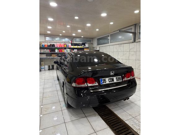 Sahibinden Honda Civic 1.6i VTEC Elegance 2010 Model 