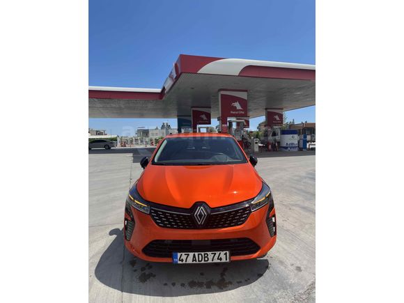 İlk Sahibinden öğretmenden Renault Clio 1.0 TCe Evolution 2023 Model  45000km Turuncu